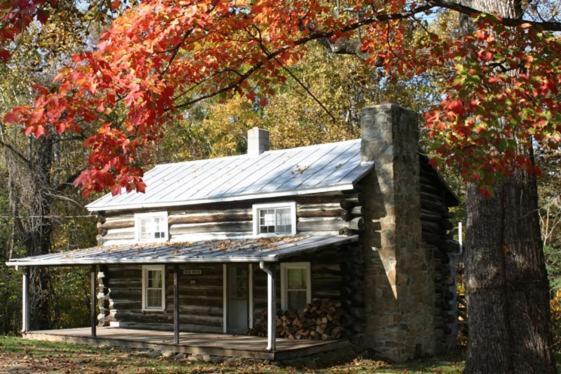 Rose River Cabin on Rose River by Shenandoah NP Pet friendly add fee